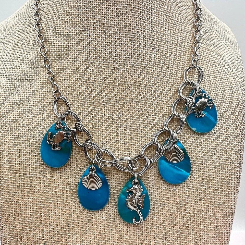 Vintage Y2K Teal Shell Charm Necklace Silver Tone Seahorse Crab Scallop Jewelry